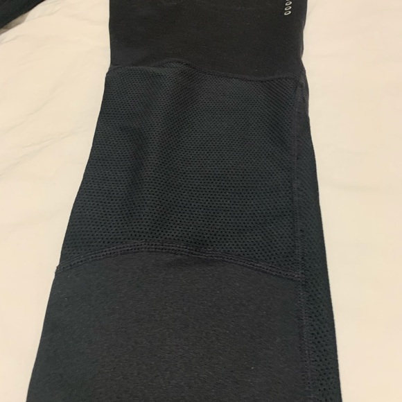 Nike Dri-FIT Cropped Leggings - Black - Picture 3 of 5